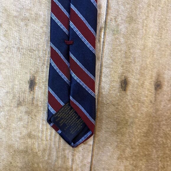 Brooks Brothers Tie Makers Merchants Repp Stripe Tie Regimental Silk - Picture 5 of 6
